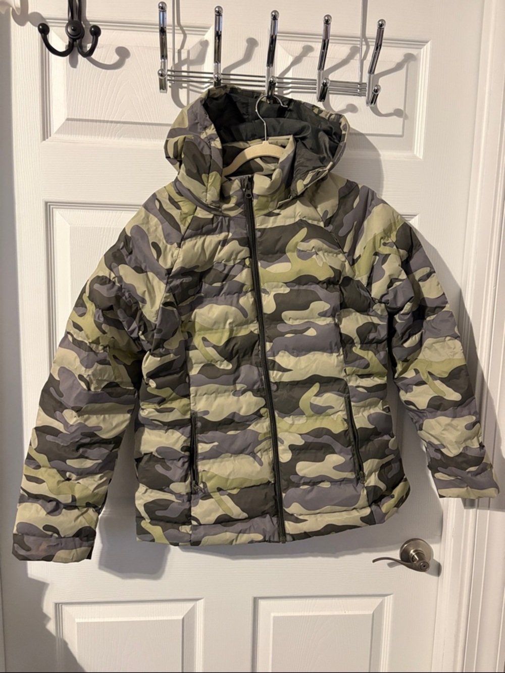 Time and Tru Hooded Camo Puffer Jacket - Green, Gray, Black